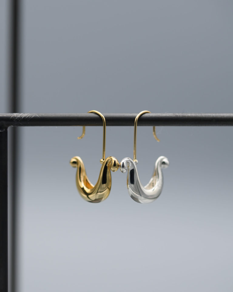 Birds earrings _hook type/鳥モチーフのフックタイプイヤリング