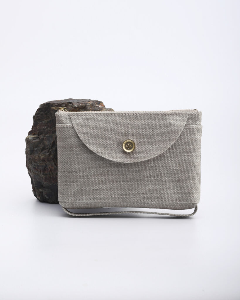 Flap Pouch | Limited Color