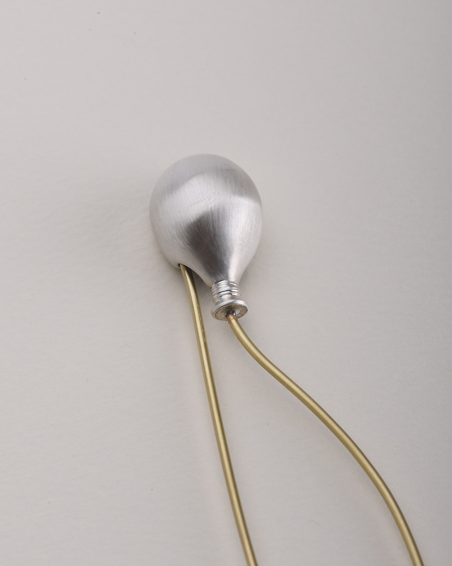 風船モチーフのストールピン｜Fibula Balloon Pin